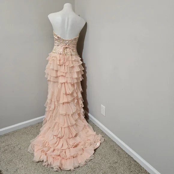 Sz 8 (fits 4 w/ corset Room) Mary's P3279 Peach Chiffon Ruffle Gown w Crystals - Picture 3 of 9